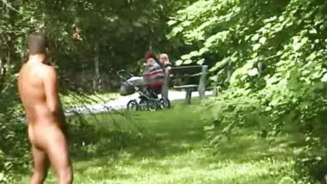 Lindo adolescente consigue sexolatinoxxx áspero gangbanged