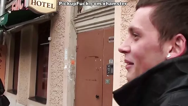 Mofos - Recogidas en público bilatinmen gay videos - Esposa joven folla por caridad starr