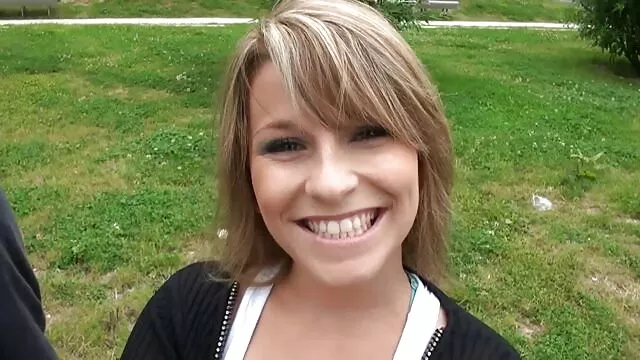 Derek Forreal se folla sexo gay amateur latinos la garganta al pequeño monstruo summer knight