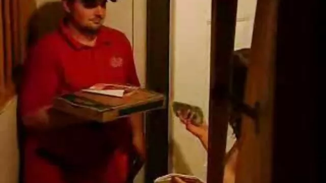 Anal sorpresa junto a la piscina porno gratis español latino para Jillian Janson