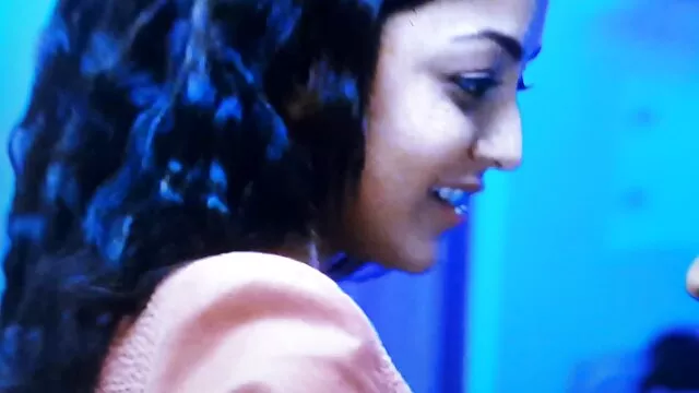 Belleza en la playa video protagonizado por Stacey peliculas porno online español latino Foxxx - Mofos.com