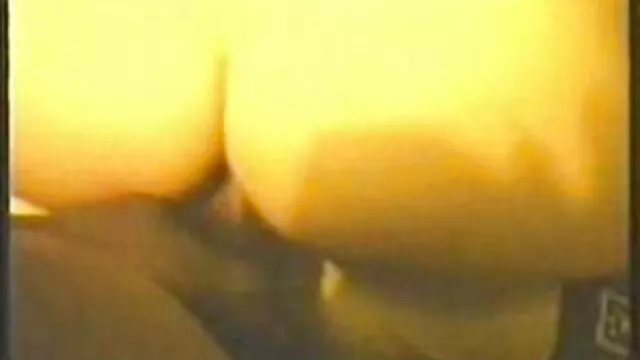 Melocotones de videopornolatino culo grande y su coño hinchado