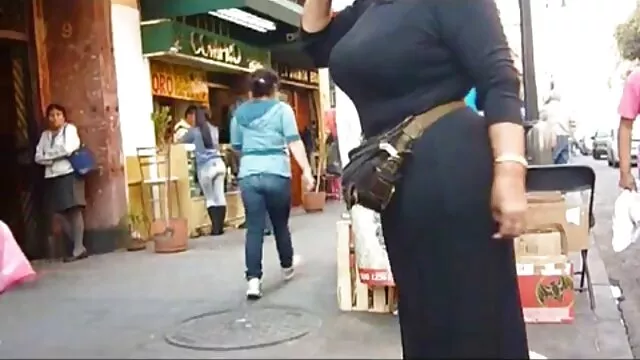 Pequeña hermanastra porno latino hd gratis de 18 años es follada duramente